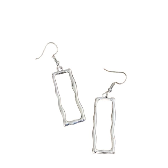 Boho Hollow Cut Rectangular Hammered Silver Drop Earrings - Picture 2 of 7